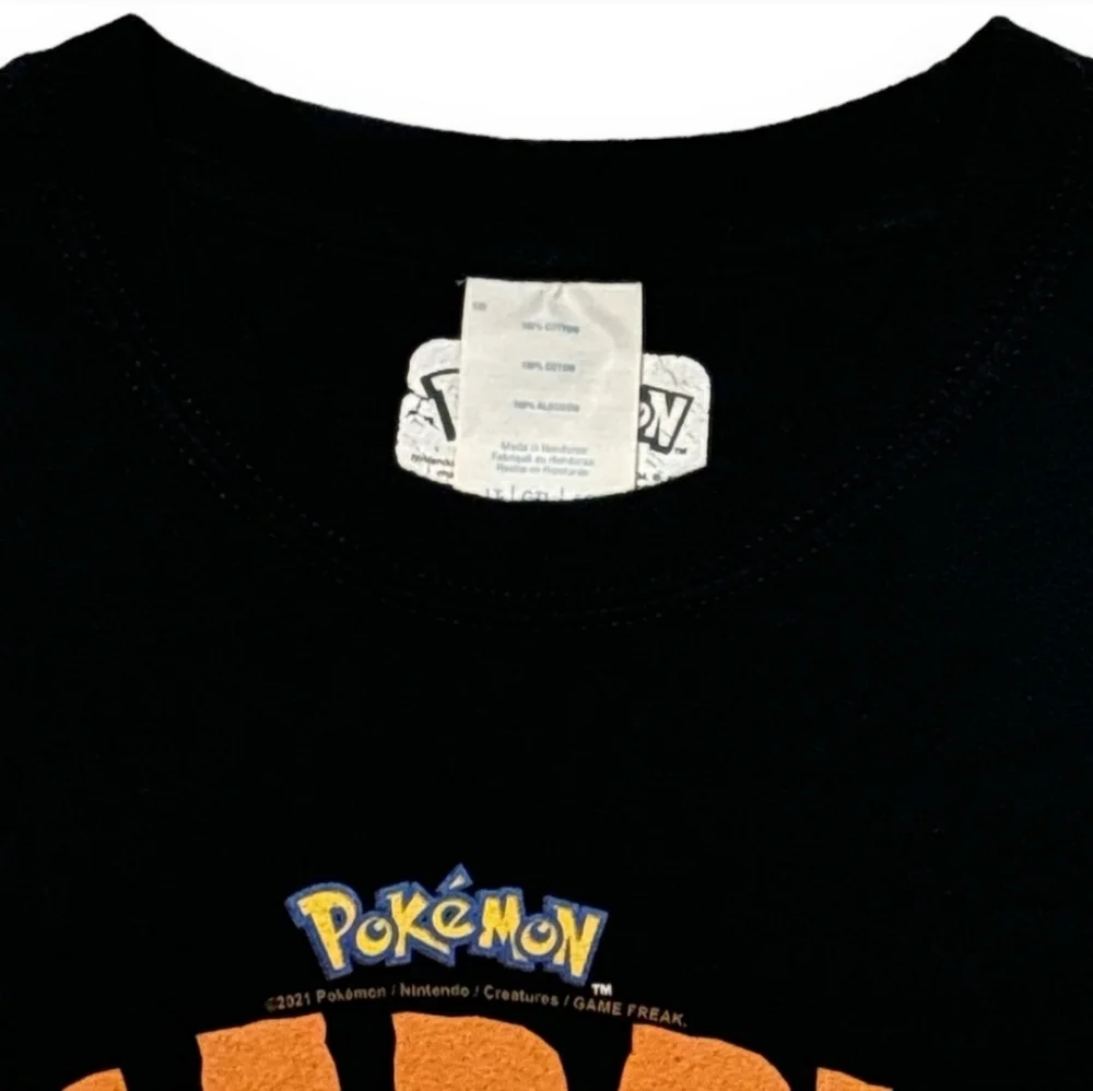 POKÉMON Halloween Spirit Short Sleeve Shirt - Picture 3 of 4